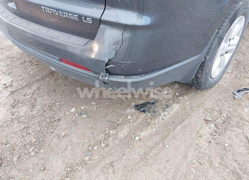 Photo 6 of 2014 Chevrolet Traverse LS (VIN 1GNKRFKD7EJ114202)