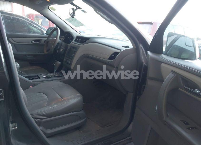 Photo 5 of 2014 Chevrolet Traverse LS (VIN 1GNKRFKD7EJ317798)