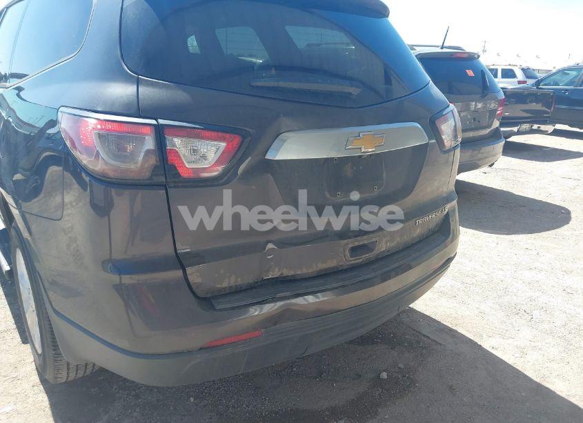 Photo 6 of 2014 Chevrolet Traverse LS (VIN 1GNKRFKD7EJ317798)