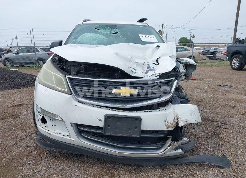 Photo 12 of 2016 Chevrolet Traverse LS (VIN 1GNKRFKD7GJ134601)