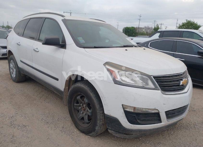 2017 Chevrolet Traverse LS (VIN 1GNKRFKD7HJ200002) main photo