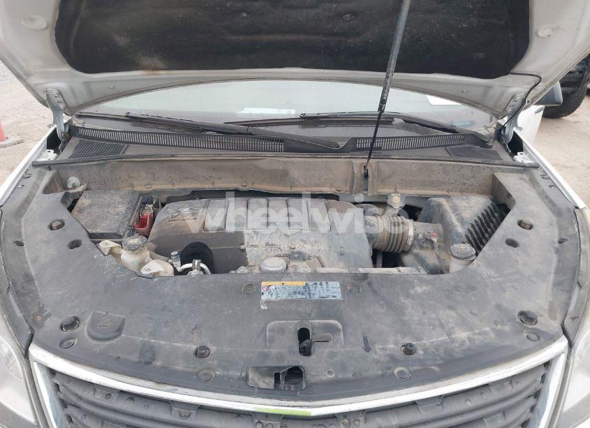 Photo 10 of 2017 Chevrolet Traverse LS (VIN 1GNKRFKD7HJ200002)