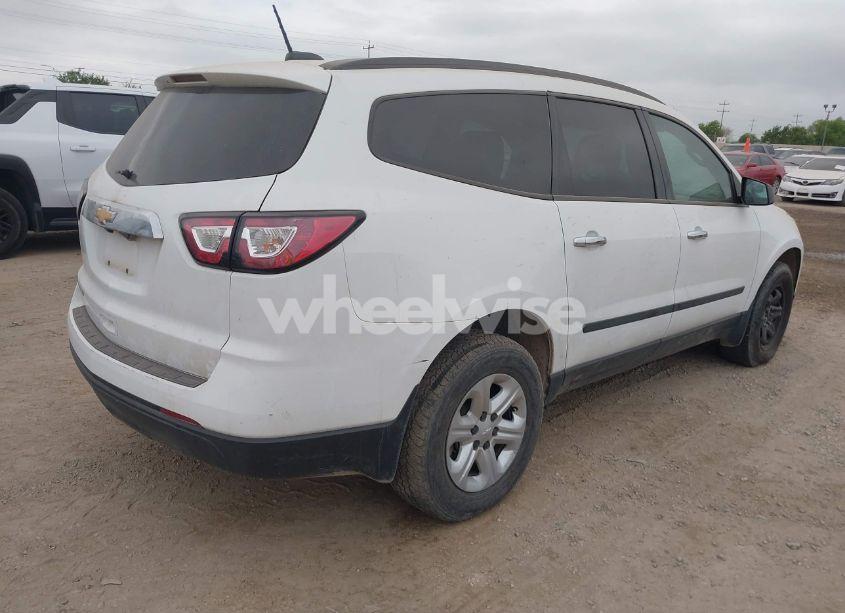 Photo 4 of 2017 Chevrolet Traverse LS (VIN 1GNKRFKD7HJ200002)