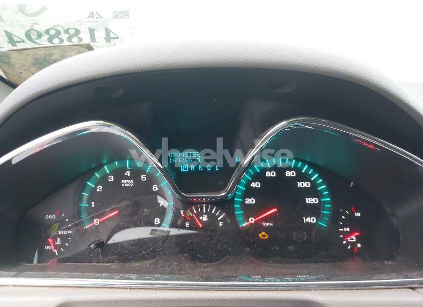 Photo 7 of 2017 Chevrolet Traverse LS (VIN 1GNKRFKD7HJ200002)