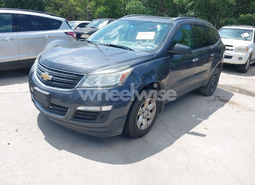 Photo 2 of 2014 Chevrolet Traverse LS (VIN 1GNKRFKD8EJ267235)