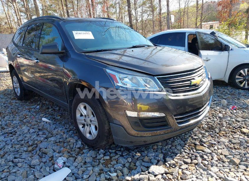 2015 Chevrolet Traverse LS (VIN 1GNKRFKD8FJ365554) main photo