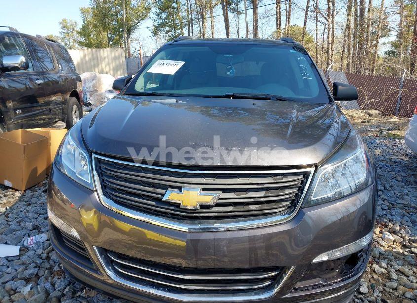 Photo 12 of 2015 Chevrolet Traverse LS (VIN 1GNKRFKD8FJ365554)