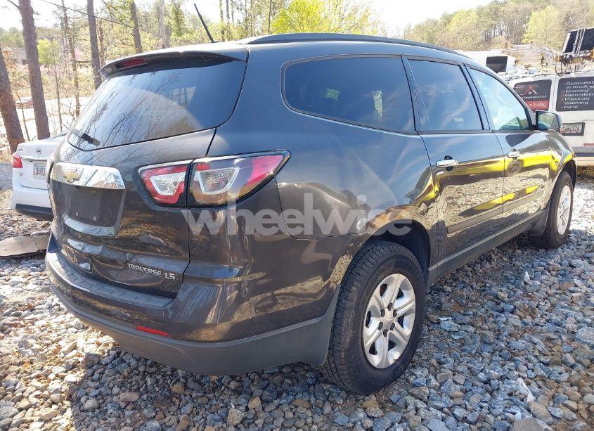 Photo 4 of 2015 Chevrolet Traverse LS (VIN 1GNKRFKD8FJ365554)