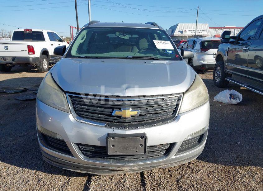 Photo 12 of 2016 Chevrolet Traverse LS (VIN 1GNKRFKD8GJ252785)