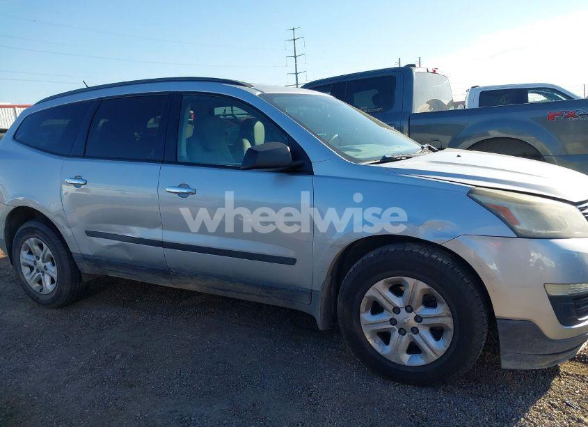 Photo 13 of 2016 Chevrolet Traverse LS (VIN 1GNKRFKD8GJ252785)