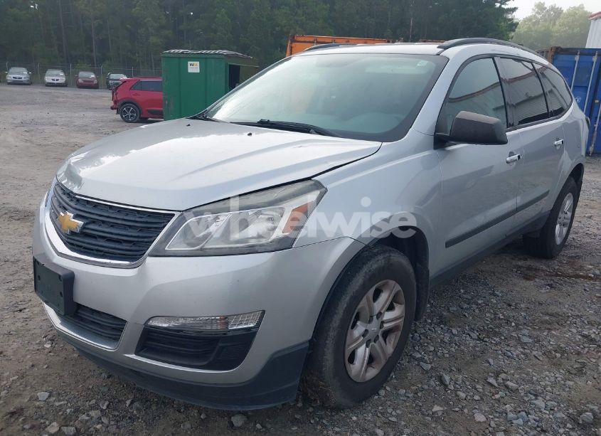 Photo 2 of 2016 Chevrolet Traverse LS (VIN 1GNKRFKD8GJ343572)