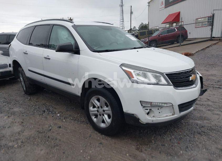 2017 Chevrolet Traverse LS (VIN 1GNKRFKD8HJ299803) main photo