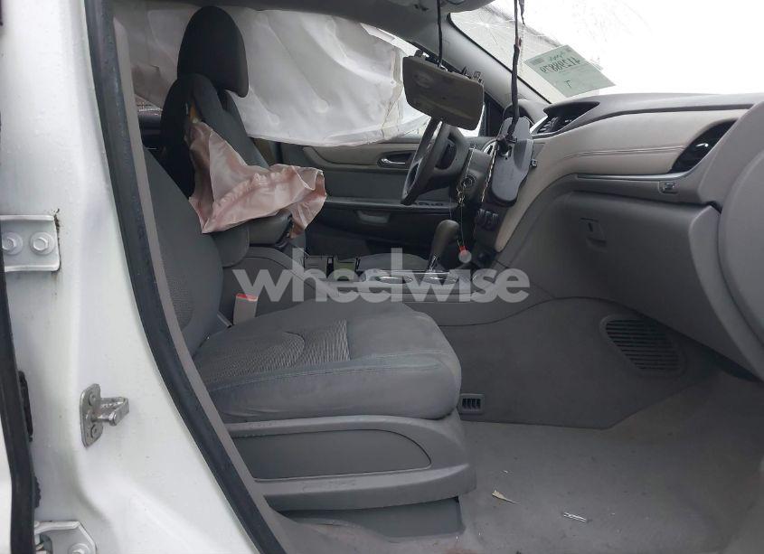 Photo 5 of 2017 Chevrolet Traverse LS (VIN 1GNKRFKD8HJ299803)