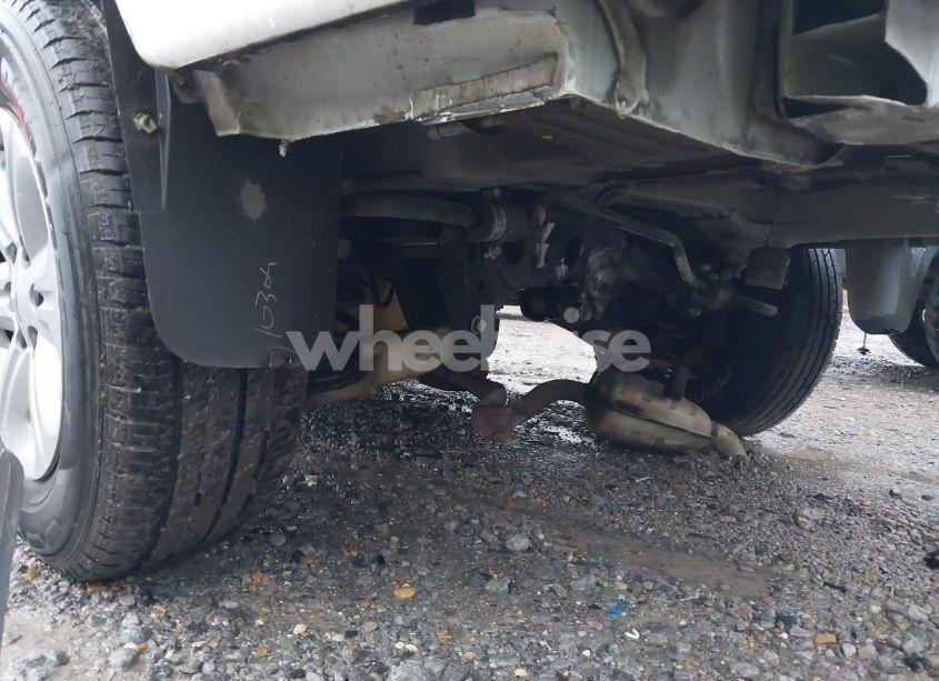 Photo 6 of 2017 Chevrolet Traverse LS (VIN 1GNKRFKD8HJ299803)