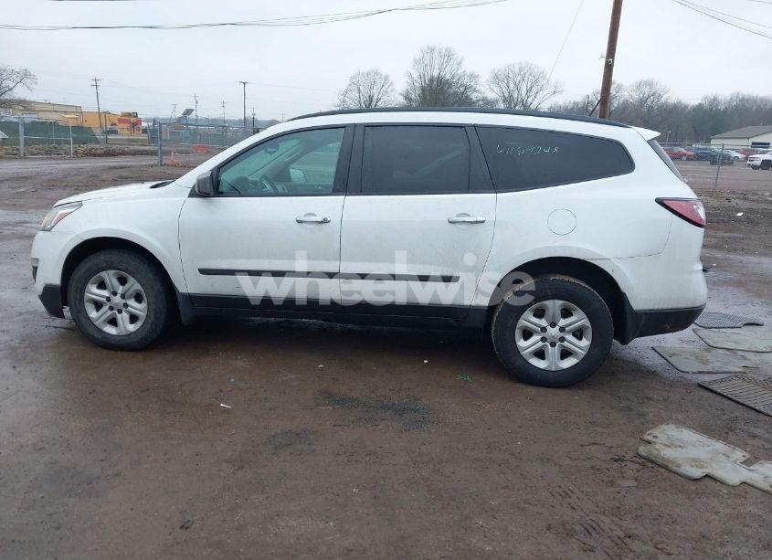 Photo 14 of 2017 Chevrolet Traverse LS (VIN 1GNKRFKD8HJ313165)