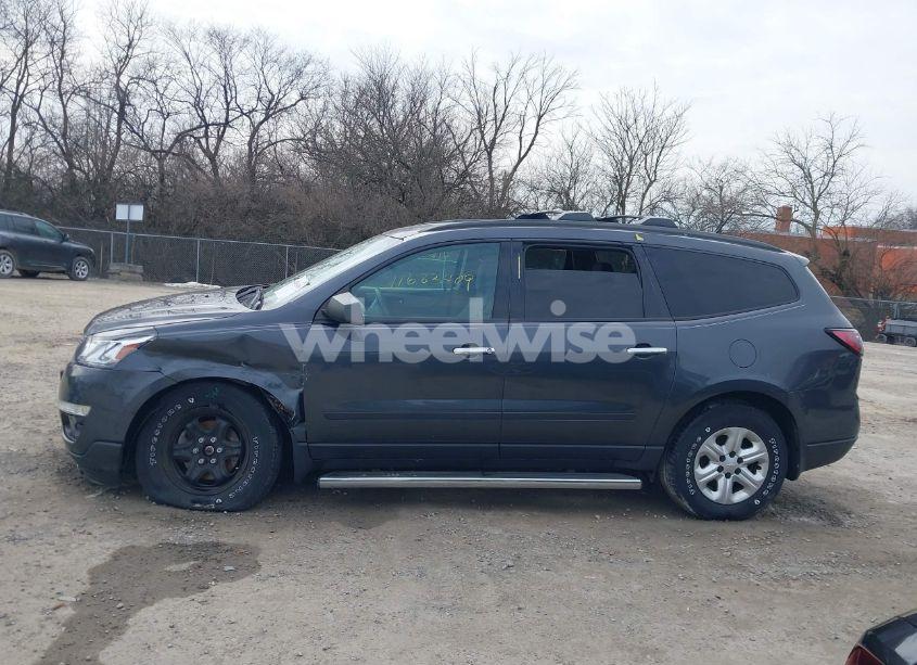 Photo 15 of 2014 Chevrolet Traverse LS (VIN 1GNKRFKD9EJ107722)