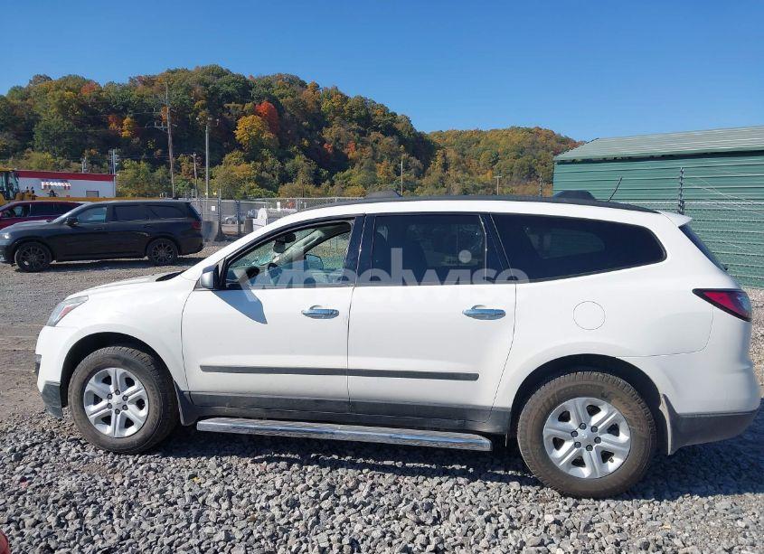 Photo 14 of 2014 Chevrolet Traverse LS (VIN 1GNKRFKD9EJ360071)