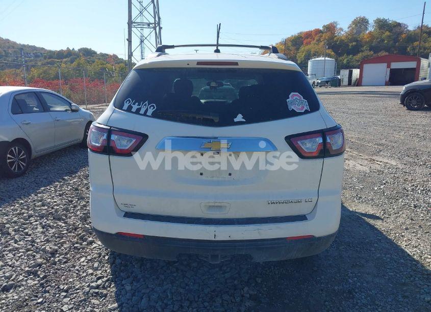 Photo 16 of 2014 Chevrolet Traverse LS (VIN 1GNKRFKD9EJ360071)