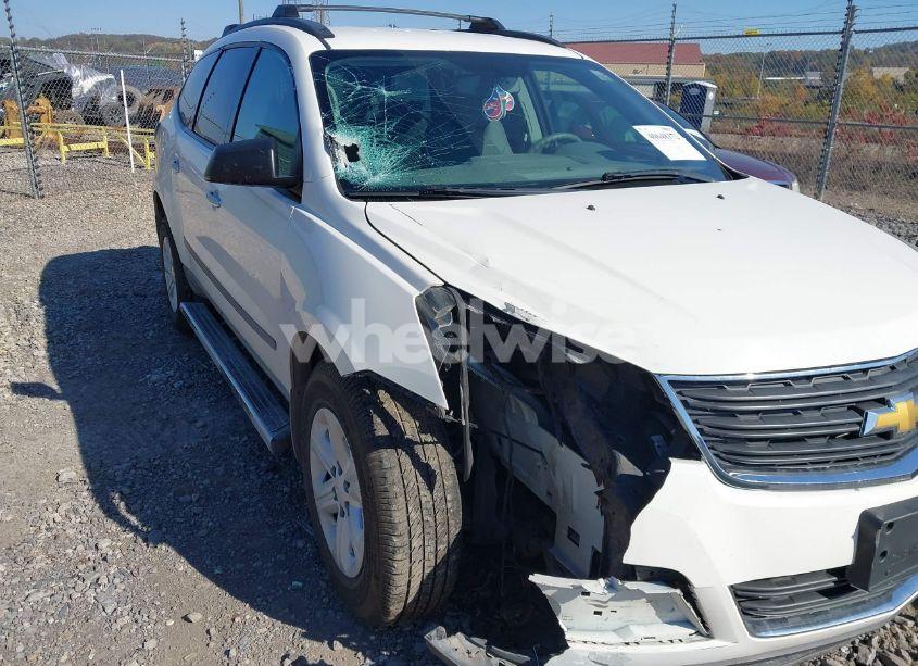 Photo 6 of 2014 Chevrolet Traverse LS (VIN 1GNKRFKD9EJ360071)