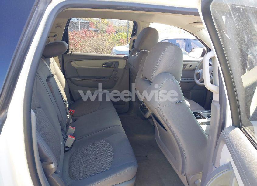 Photo 8 of 2014 Chevrolet Traverse LS (VIN 1GNKRFKD9EJ360071)