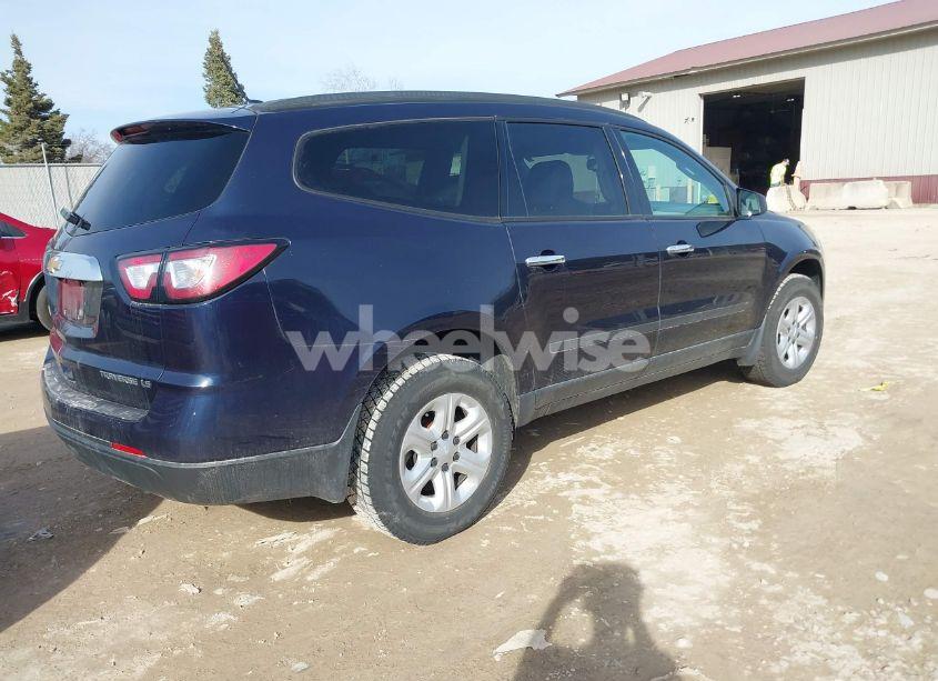 Photo 4 of 2015 Chevrolet Traverse LS (VIN 1GNKRFKD9FJ174063)