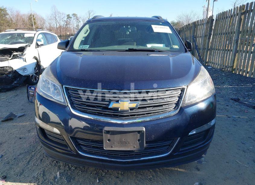 Photo 12 of 2017 Chevrolet Traverse LS (VIN 1GNKRFKD9HJ224866)