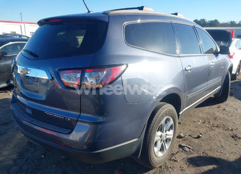 Photo 4 of 2014 Chevrolet Traverse LS (VIN 1GNKRFKDXEJ134962)