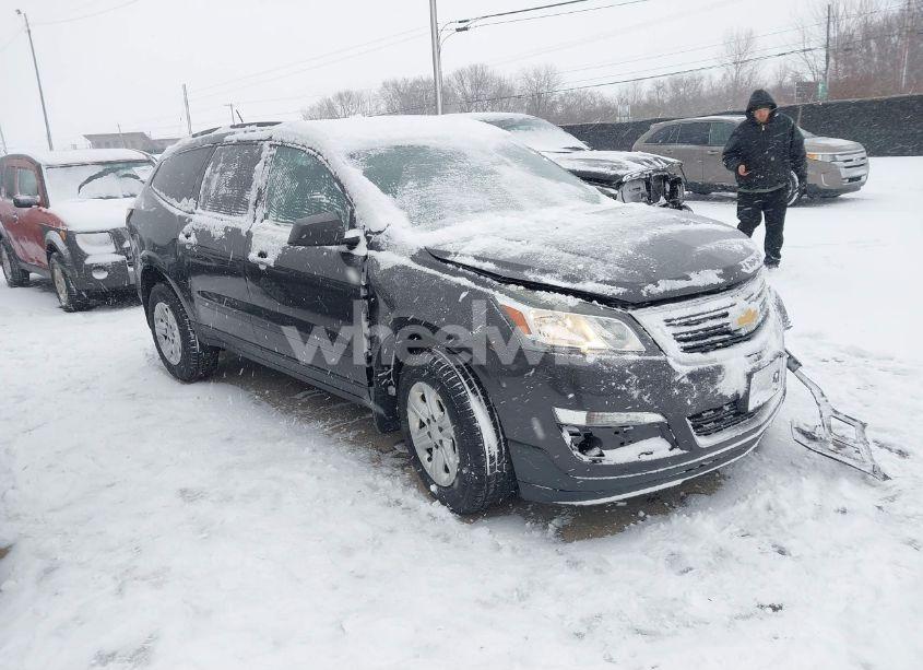 2014 Chevrolet Traverse LS (VIN 1GNKRFKDXEJ274901) main photo