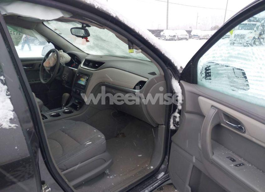 Photo 5 of 2014 Chevrolet Traverse LS (VIN 1GNKRFKDXEJ274901)