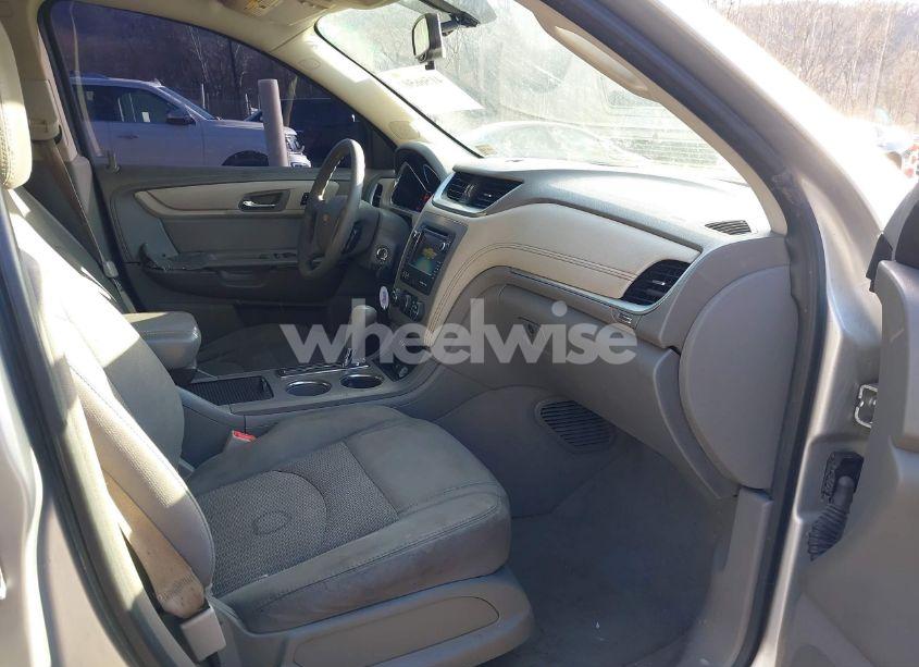 Photo 5 of 2015 Chevrolet Traverse LS (VIN 1GNKRFKDXFJ346701)