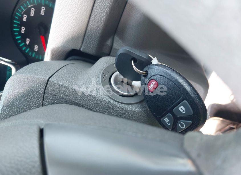 Photo 11 of 2016 Chevrolet Traverse LS (VIN 1GNKRFKDXGJ182996)