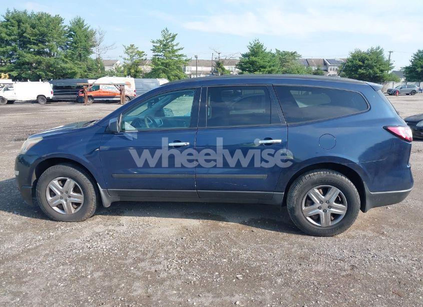 Photo 14 of 2016 Chevrolet Traverse LS (VIN 1GNKRFKDXGJ182996)
