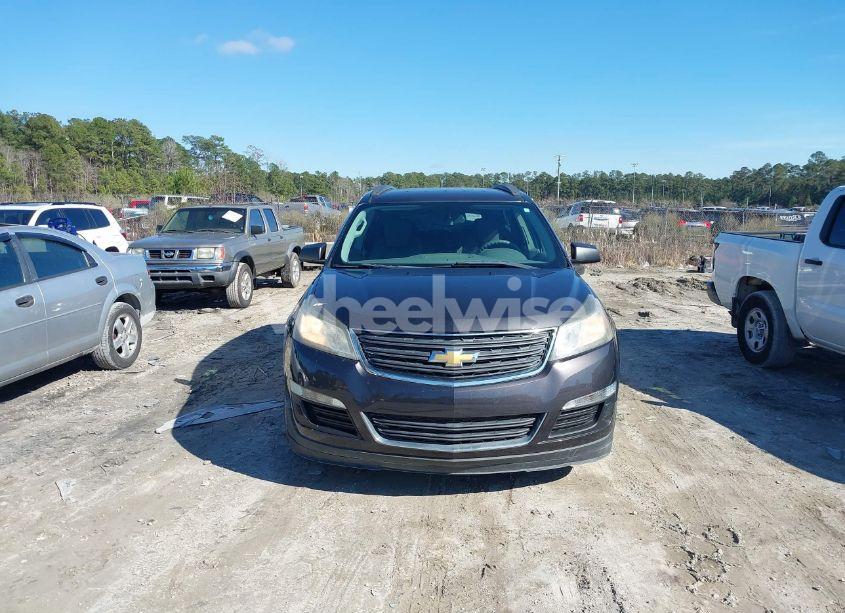 Photo 12 of 2016 Chevrolet Traverse LS (VIN 1GNKRFKDXGJ253260)