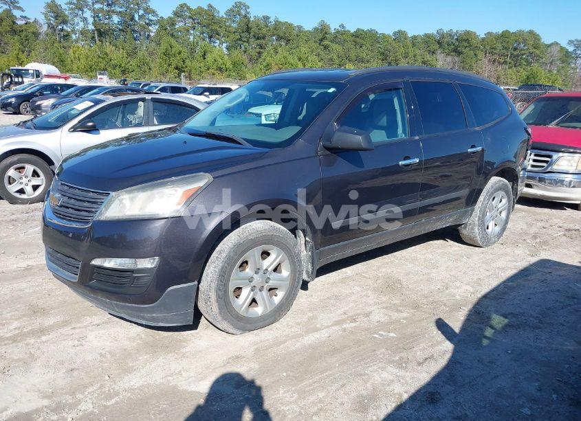 Photo 2 of 2016 Chevrolet Traverse LS (VIN 1GNKRFKDXGJ253260)