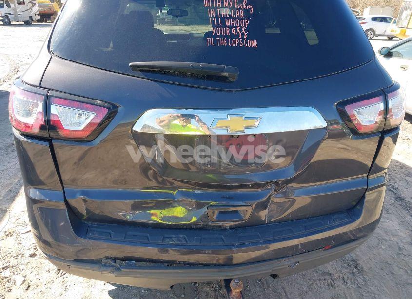 Photo 6 of 2016 Chevrolet Traverse LS (VIN 1GNKRFKDXGJ253260)