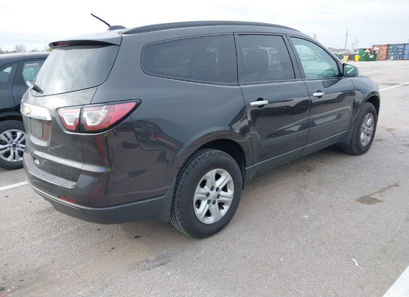 Photo 4 of 2017 Chevrolet Traverse LS (VIN 1GNKRFKDXHJ227923)