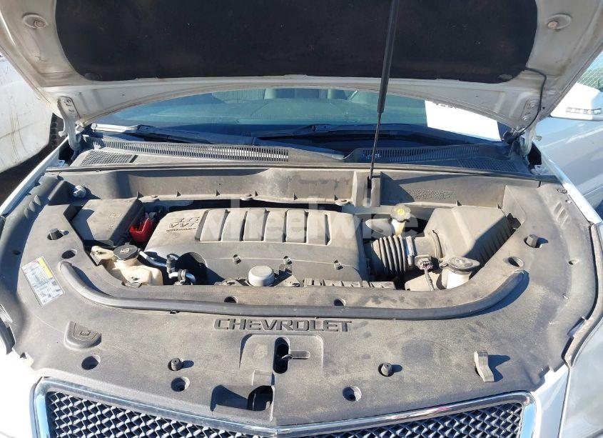 Photo 10 of 2011 Chevrolet Traverse 1LT (VIN 1GNKRGED0BJ113356)