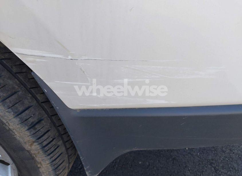 Photo 12 of 2011 Chevrolet Traverse 1LT (VIN 1GNKRGED0BJ113356)