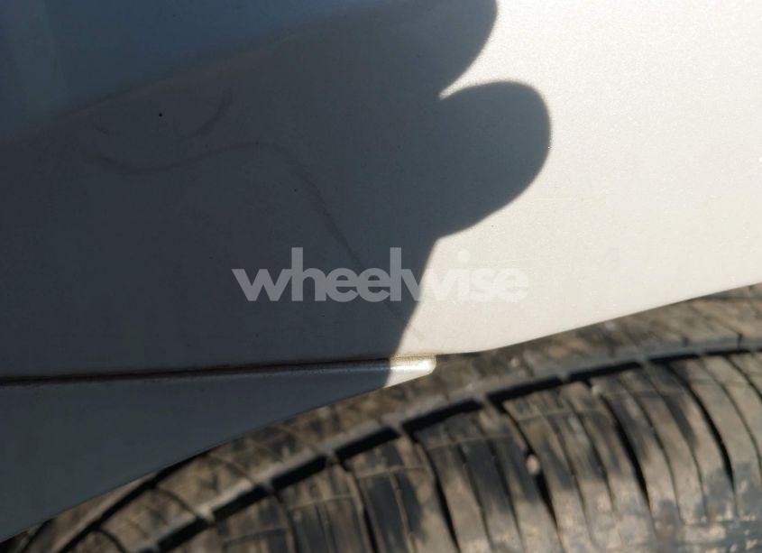 Photo 13 of 2011 Chevrolet Traverse 1LT (VIN 1GNKRGED0BJ113356)