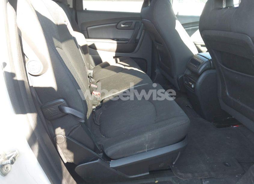 Photo 8 of 2011 Chevrolet Traverse 1LT (VIN 1GNKRGED0BJ113356)