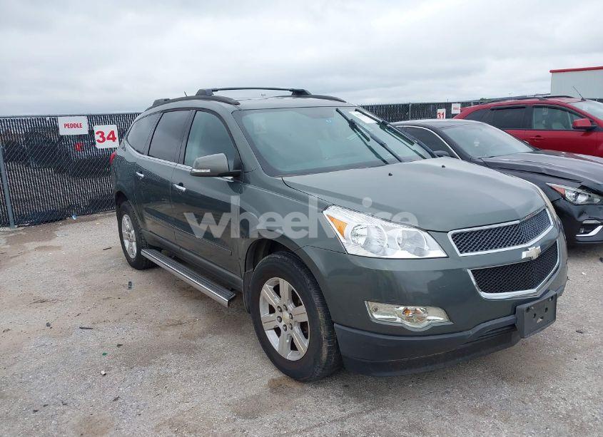 2011 Chevrolet Traverse 1LT (VIN 1GNKRGED0BJ204837) main photo