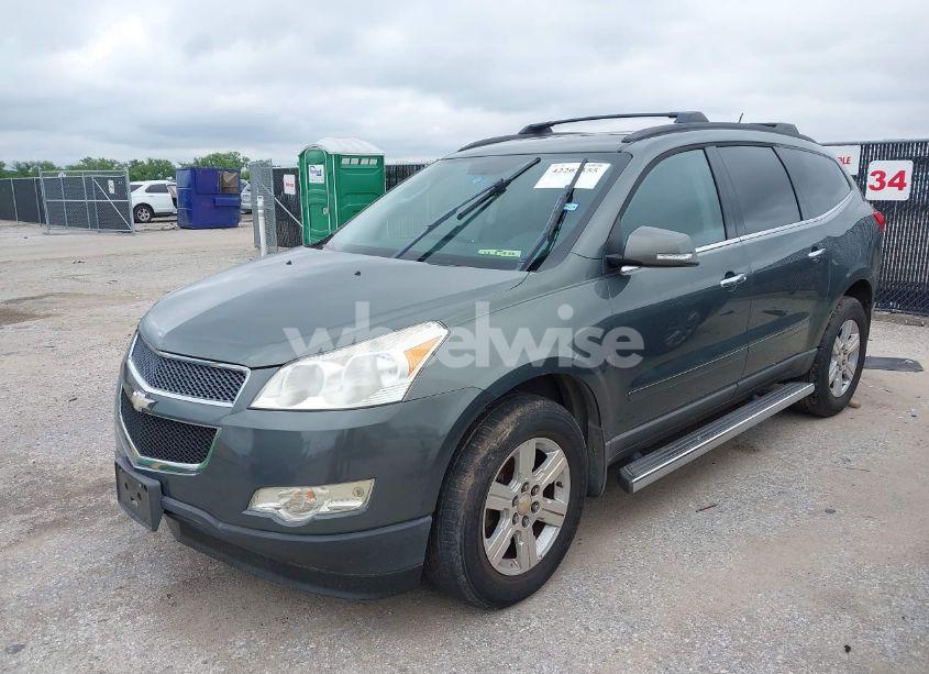 Photo 2 of 2011 Chevrolet Traverse 1LT (VIN 1GNKRGED0BJ204837)