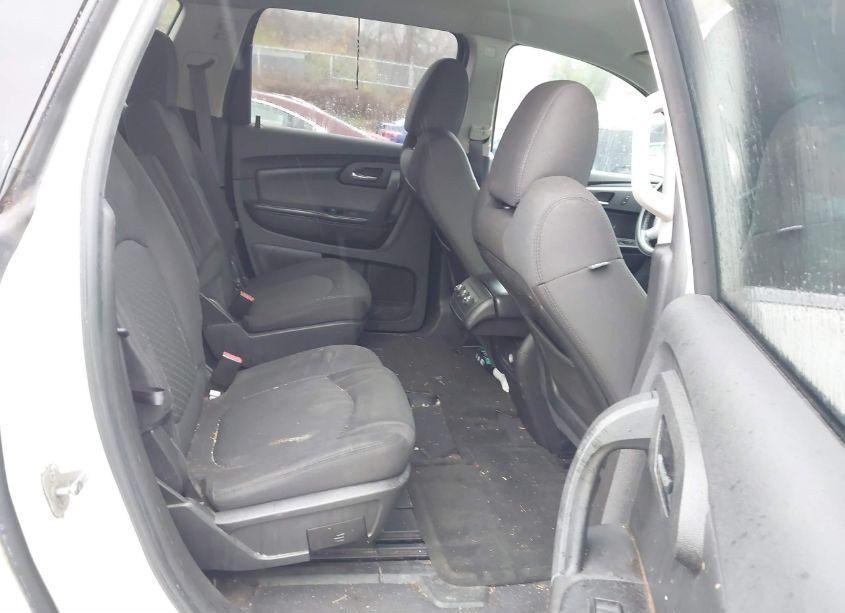 Photo 8 of 2011 Chevrolet Traverse 1LT (VIN 1GNKRGED0BJ339395)