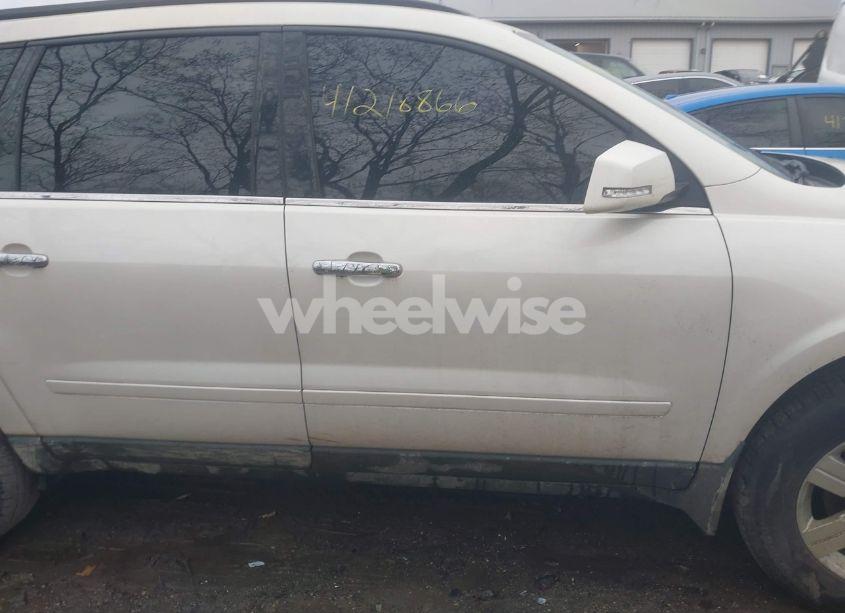 Photo 13 of 2012 Chevrolet Traverse 1LT (VIN 1GNKRGED0CJ176359)