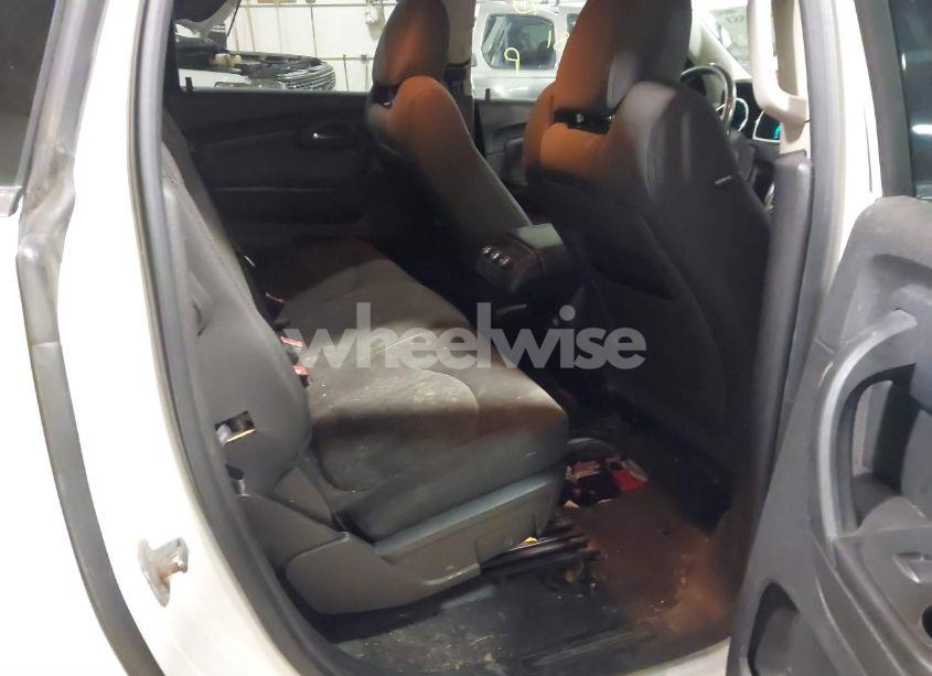 Photo 8 of 2012 Chevrolet Traverse 1LT (VIN 1GNKRGED0CJ245244)