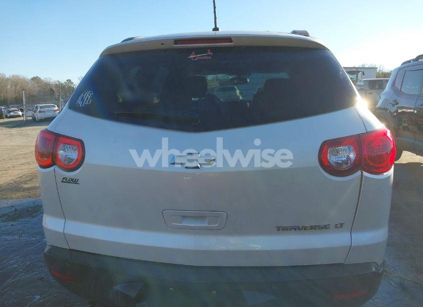 Photo 16 of 2011 Chevrolet Traverse 1LT (VIN 1GNKRGED1BJ108831)