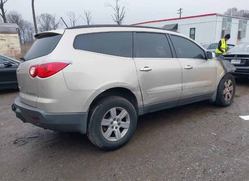 Photo 4 of 2011 Chevrolet Traverse 1LT (VIN 1GNKRGED1BJ189748)