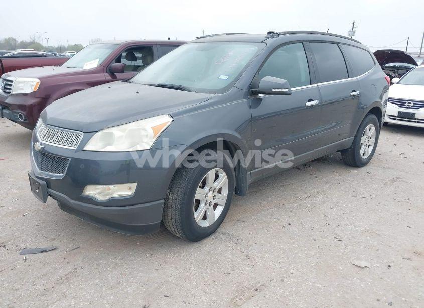 Photo 2 of 2011 Chevrolet Traverse 1LT (VIN 1GNKRGED1BJ244635)