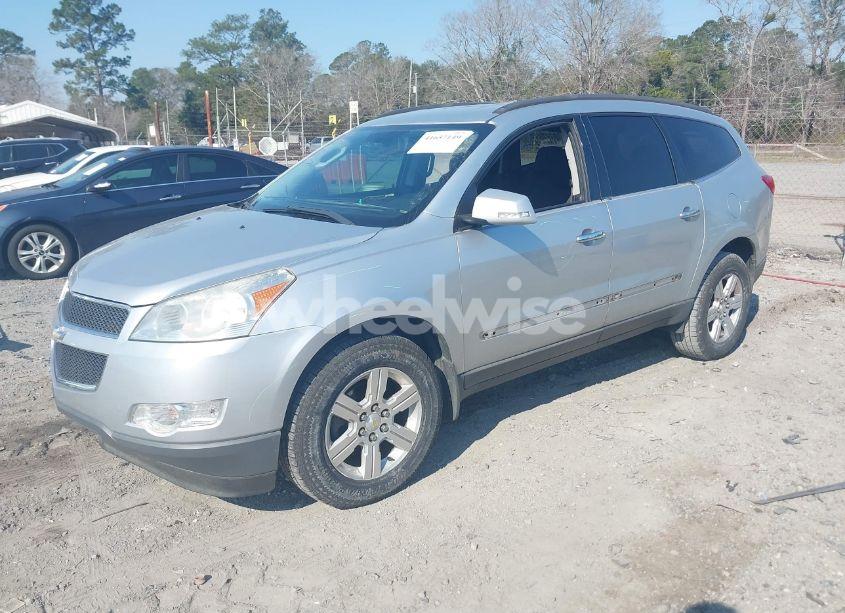 Photo 2 of 2011 Chevrolet Traverse 1LT (VIN 1GNKRGED1BJ314523)