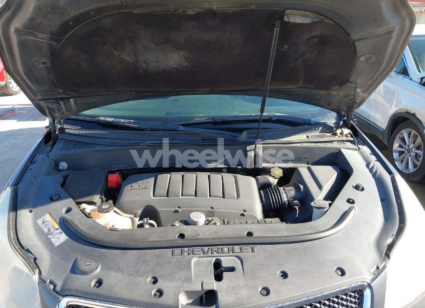 Photo 10 of 2011 Chevrolet Traverse 1LT (VIN 1GNKRGED1BJ379016)